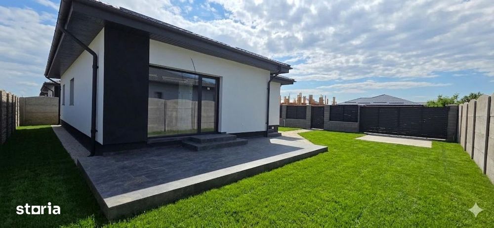Case Noi Clinceni: 4 Camere, Încălzire Pardoseală, Tâmplărie Tripan,