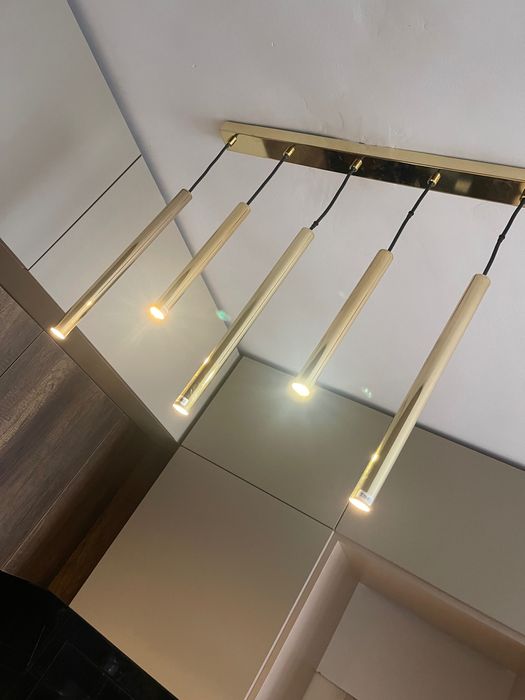 Нови висящи полилеи