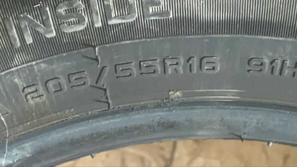 Продам зимние шины 205/55/16