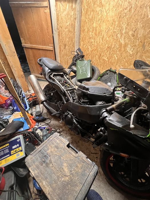 Vand kawasaki ninja zx9r de 900cc