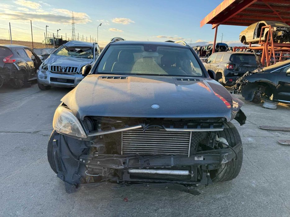 Мерцедес МЛ 166.