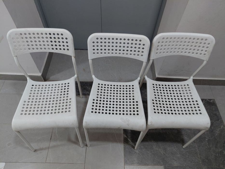 Продам стуля 3 шт