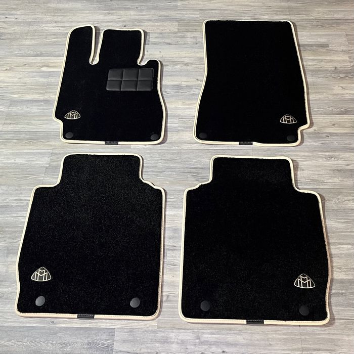 Оригинальные коврики на Mercedes