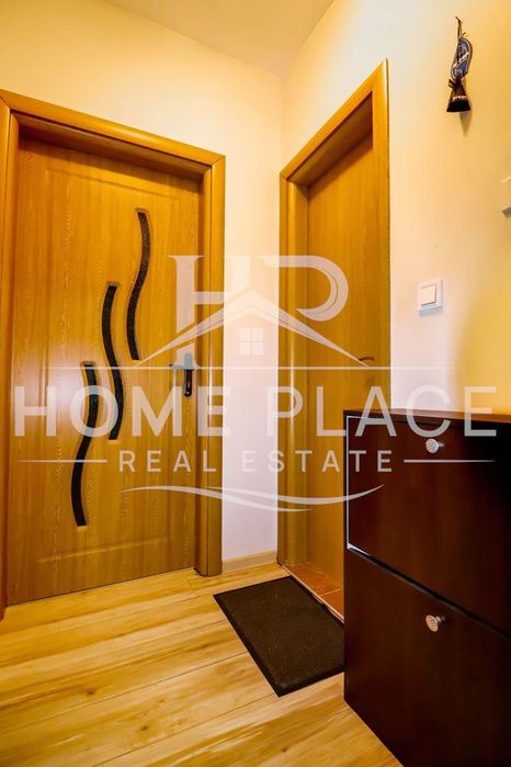 Дава се под наем Едностаен апартамент в Варна, Център - 30 кв.м за 448.8 € - Снимка #4