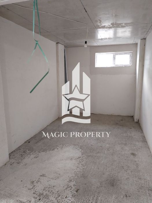 Гараж в Бургас-Меден рудник - зона В площ 21 цена 200