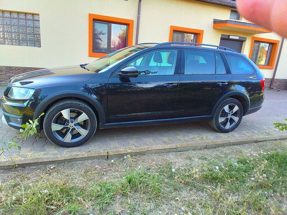 Skoda Octavia Scout 4x4 Diesel DSG 2017