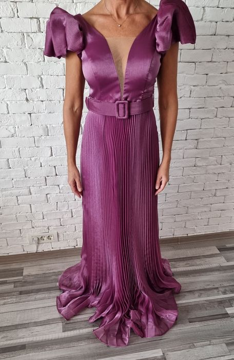 Vand rochie seara