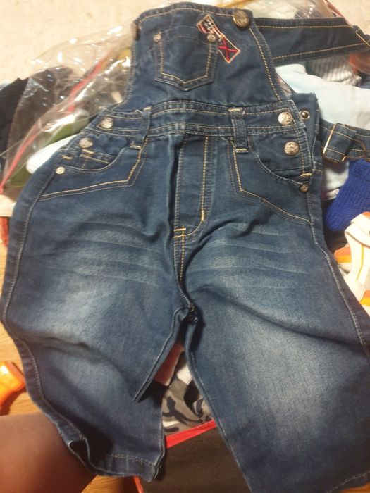 Отдам детские вещи