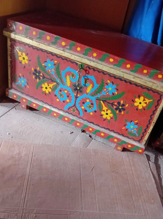 Старинен  сандък