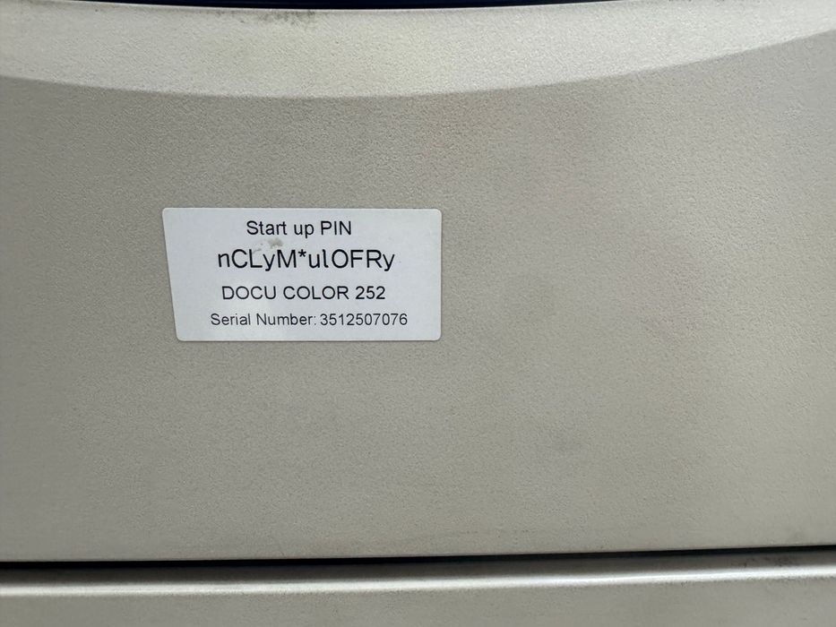 Xerox DocuColor 

Продаётся профессиональный цветно