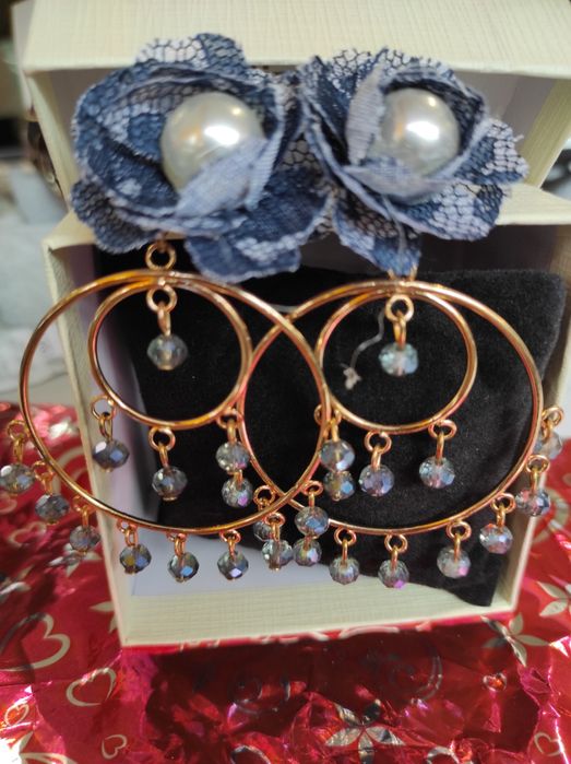 Обеци за празник и делник.