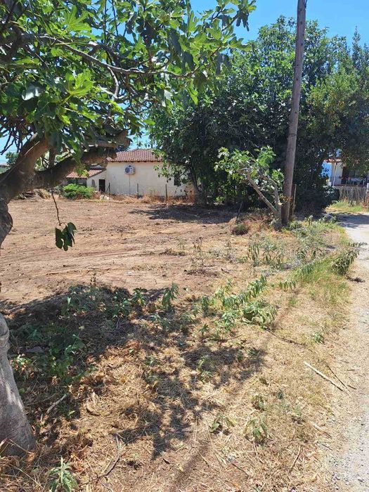 Продава се парцел в регулация 226 м2 в Аспровалта, Гърция