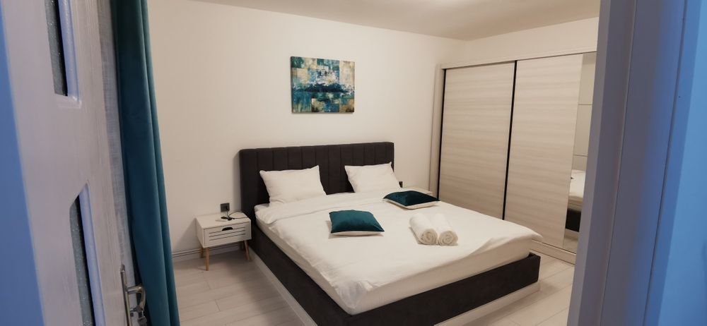 Închiriez Apartament open space