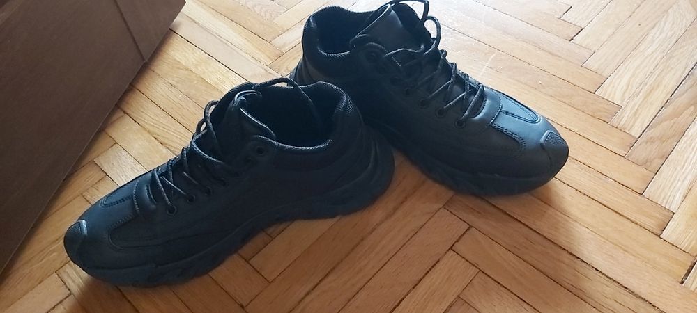 Pantofi pentru barbati