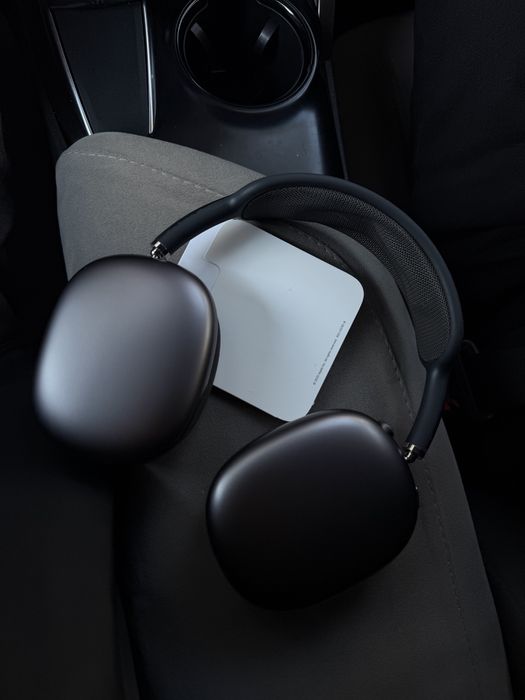 Airpods Max продаю.