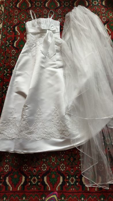 Свадебное платье б/у