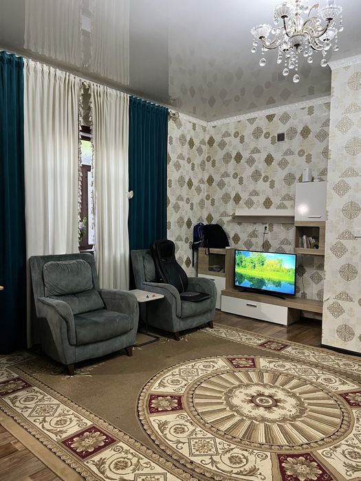 Продается дом ,7 комнат