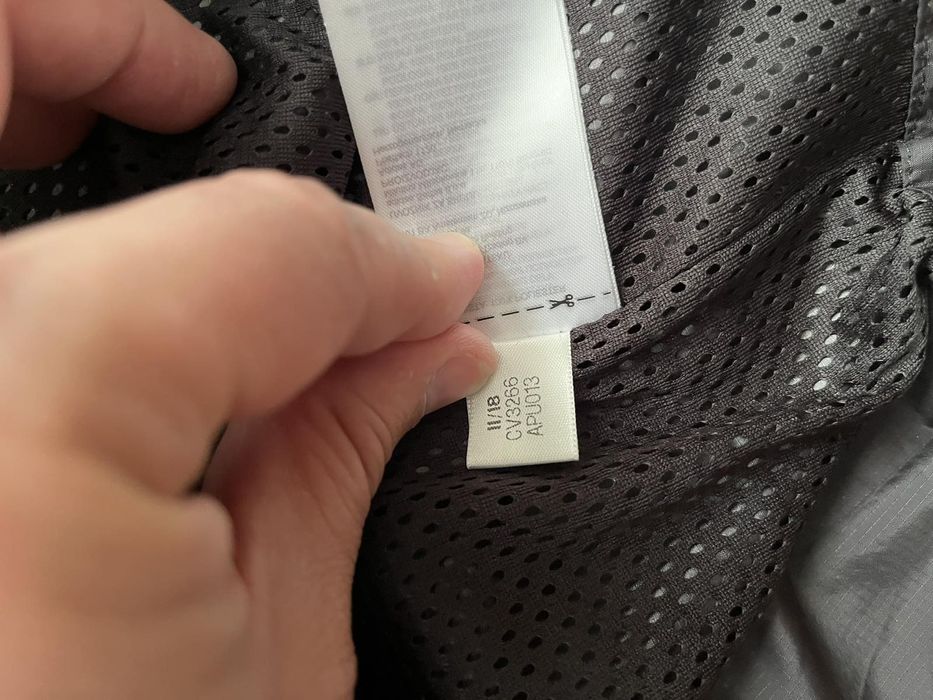 Мъжка ветровка Adidas