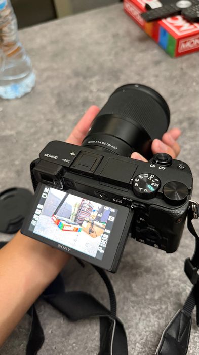 Sony a6400 + Sigma 16mm f/1.4