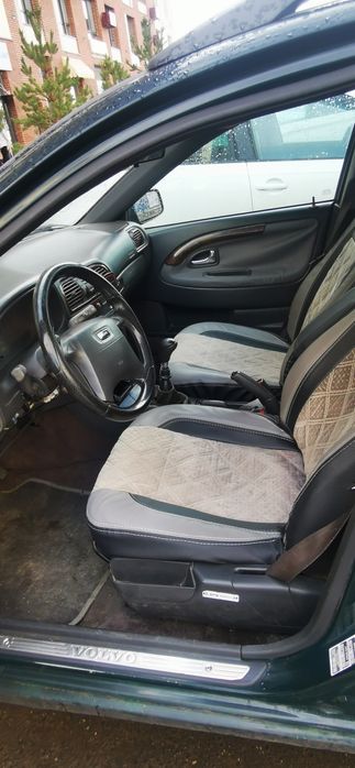 Продаётся Вольво V40 Универсал