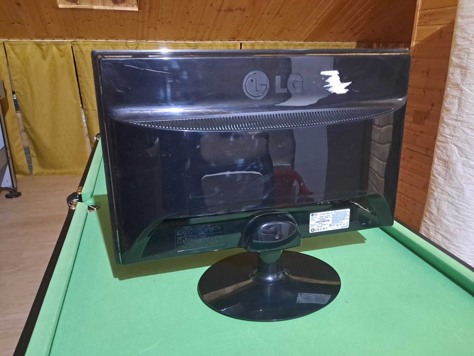 LED Monitor / Display LG IPS226V-PN -22 inch Full HD
