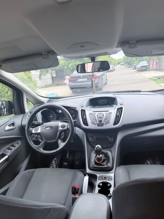 Accept și schimburi, în funcție de ofertă