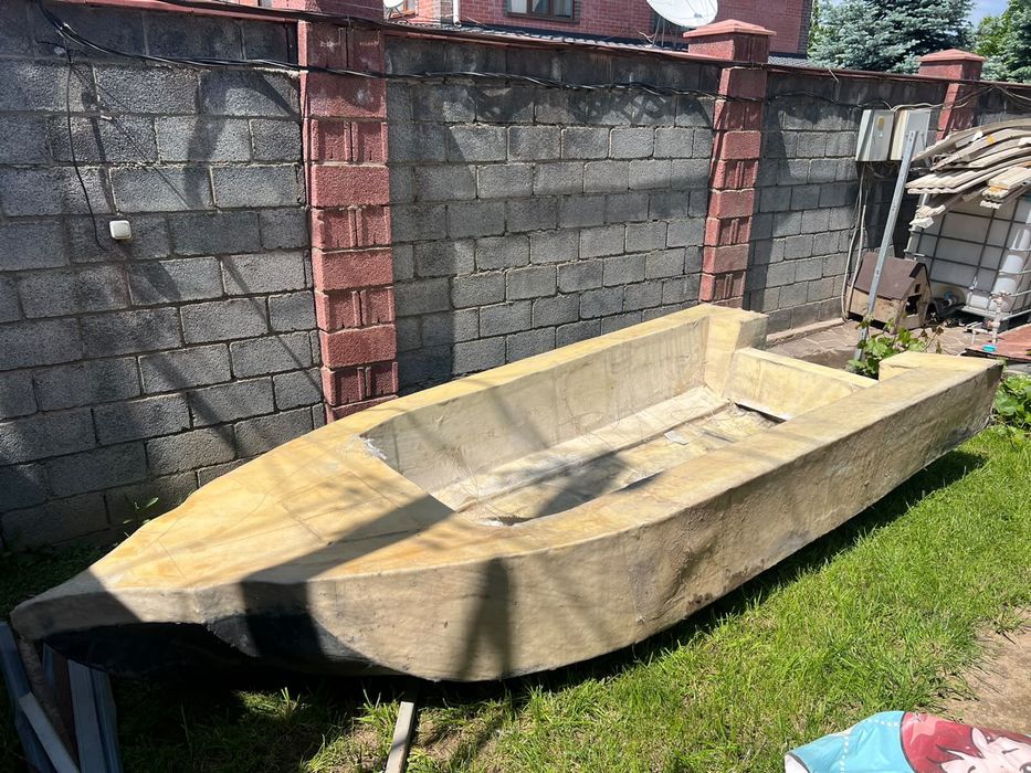 Лодка для рыбалки