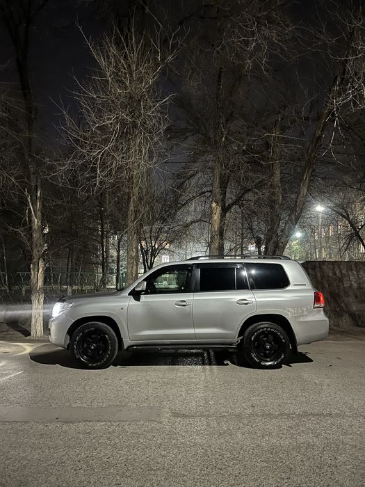 Bridgestone 275/65/R17 TRD диски