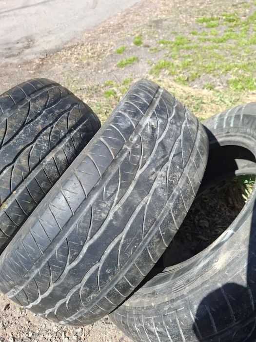 Продам комплект шин