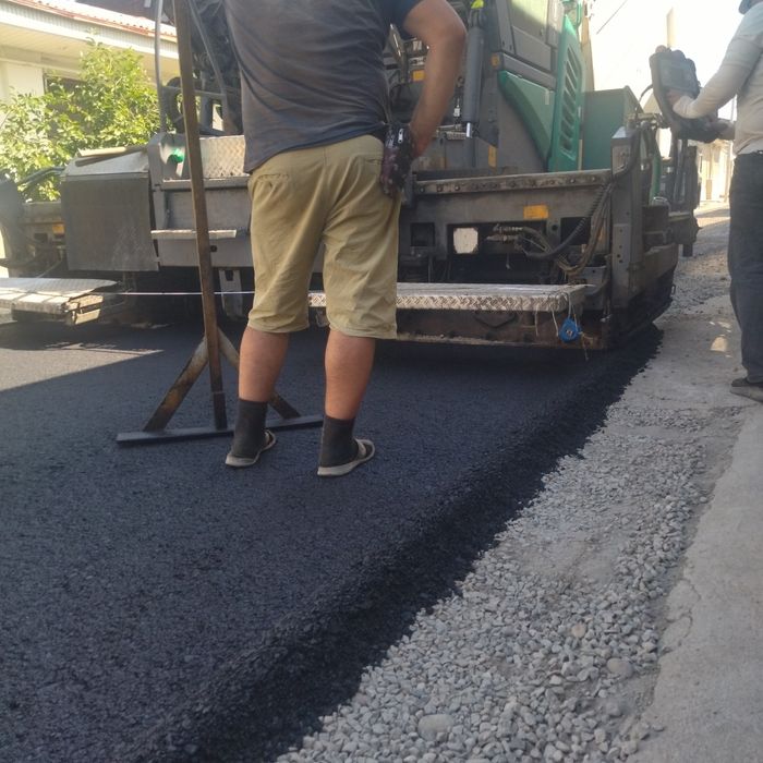 Asfalt yotqizish va latok  bardiyor ustanovka