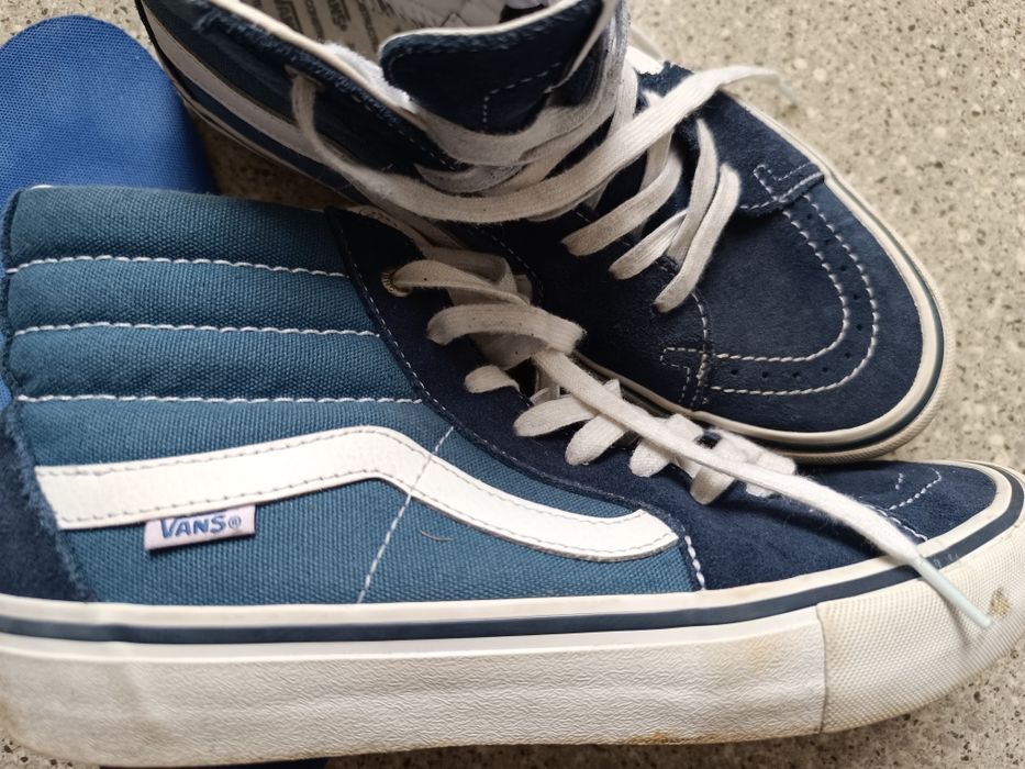 Высокие кеды  vans
