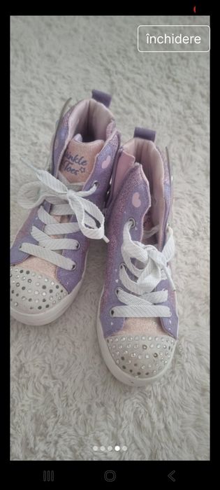 Skechers nr 31 foarte usoare si comode