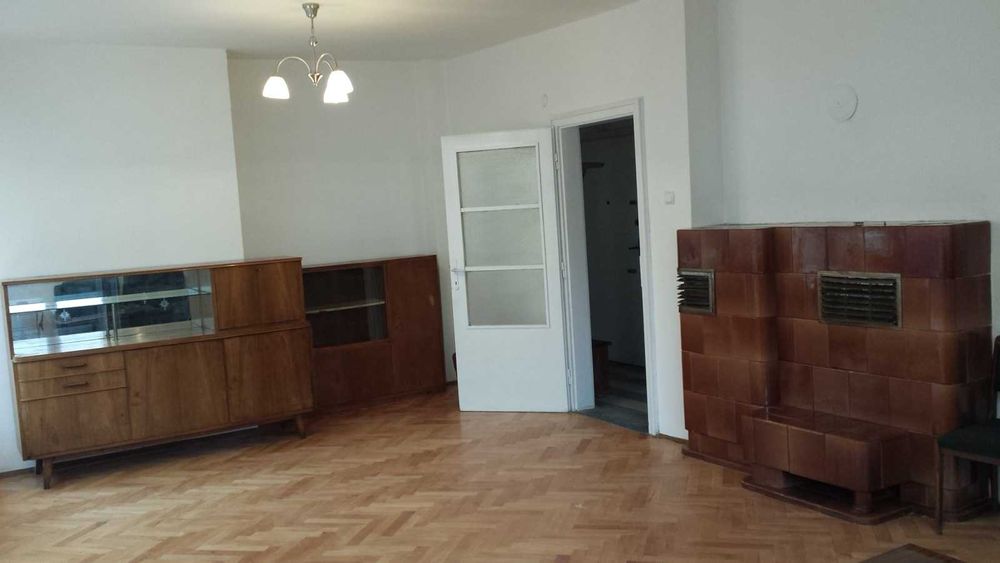 Продава се Тристаен апартамент в София, Център - 135 кв.м за 3667 €/кв.м - Снимка #1
