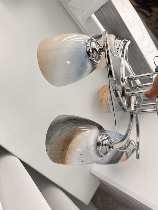 Продам люстру идеальное состояние