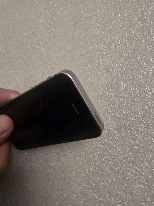 IPhone Se 16gb Black