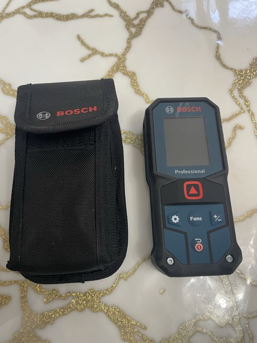 Telemetru Bosch GLM 40-31