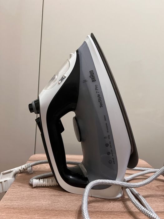 Продам Утюг Braun