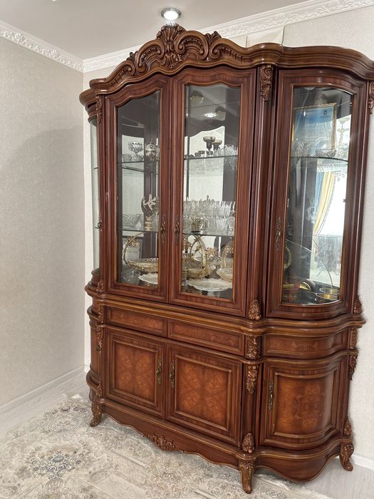 Сервант (горка)