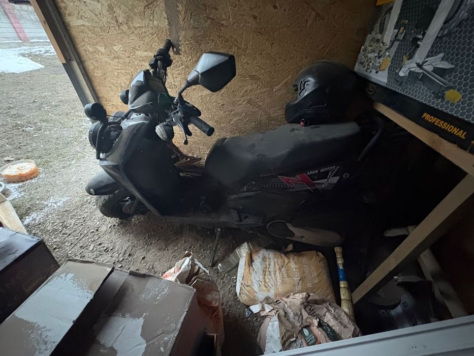 Мопед Бумер и шлем оригинал