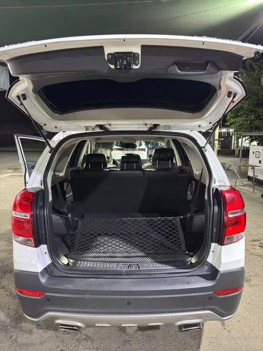 Chevrolet Captiva 3 в отличном состоянии с объёмом двигателя 3.0