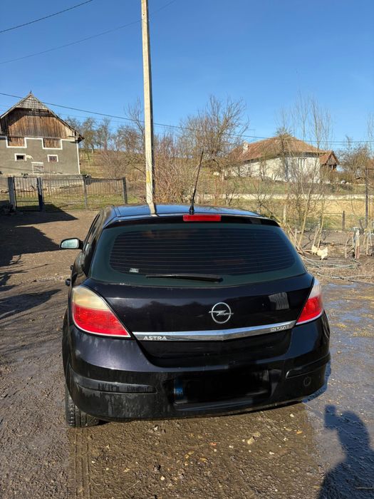Opel   Astra   H