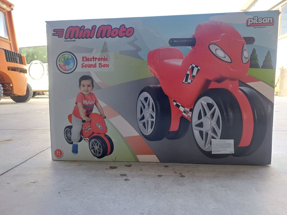 Продавам детски мотор Pilsan