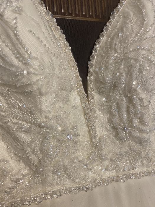 Rochie mireasa diafană