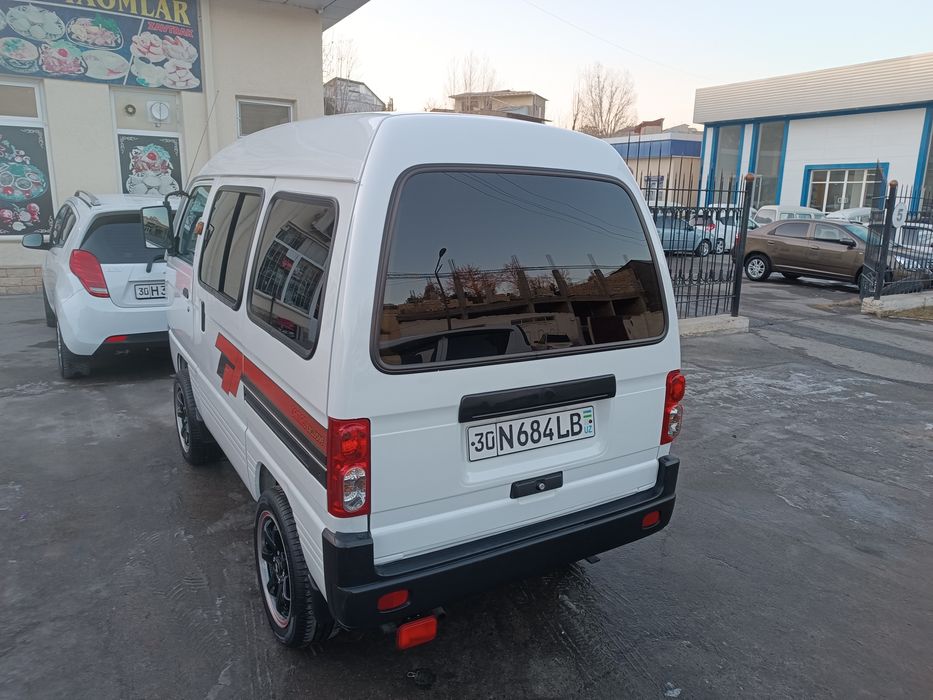 Damas sotiladi srachna