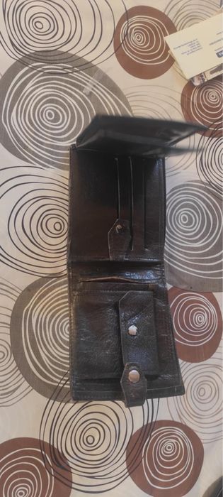 Мъжки портфейли- естествена кожа