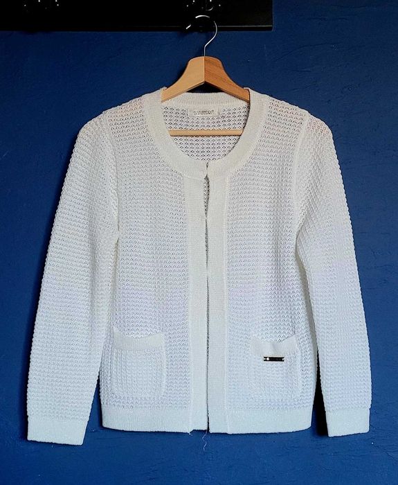 Жилетка и уголемена риза