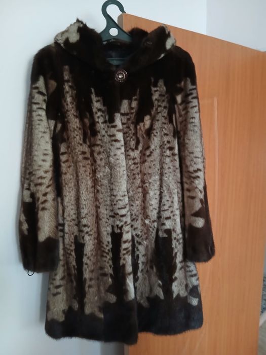 Продам норкувую шубу