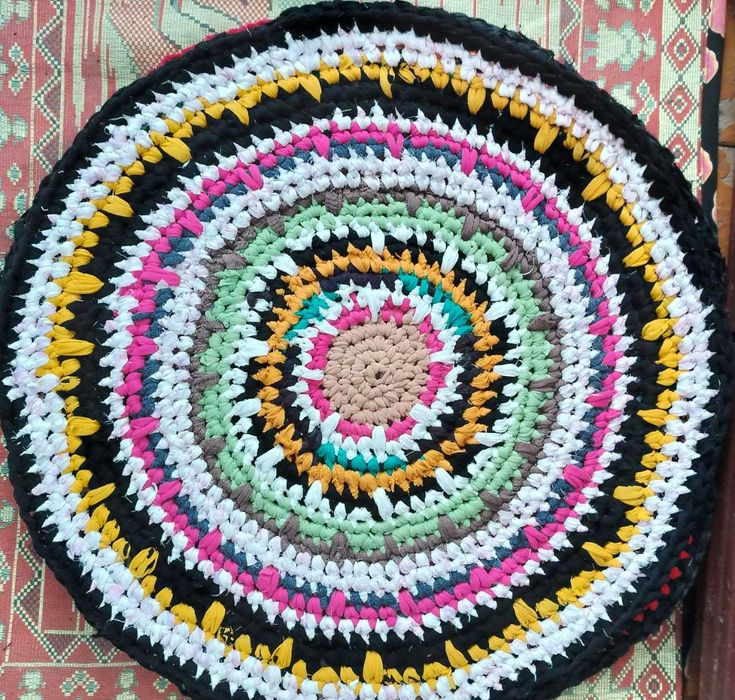 коврики ручной работы, handmade (вязаные крючком)