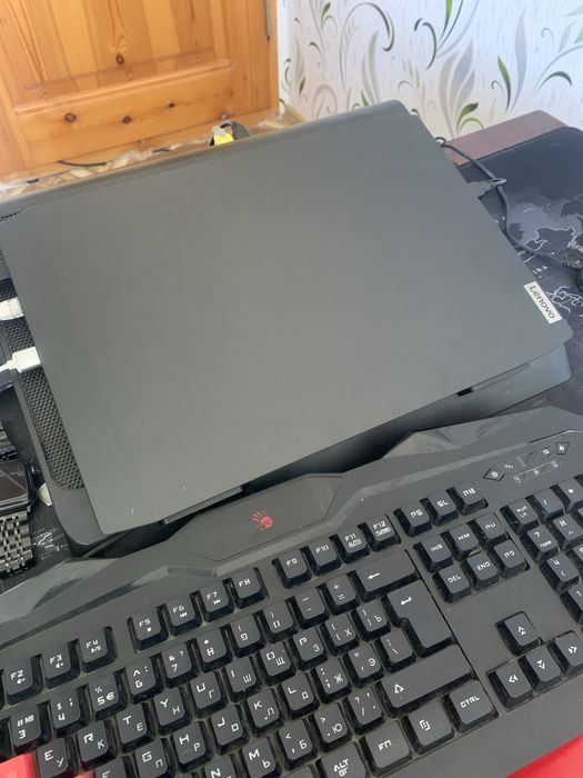 Продается игровой ноутбук Lenovo gtx 1650 ti, i5 10300H