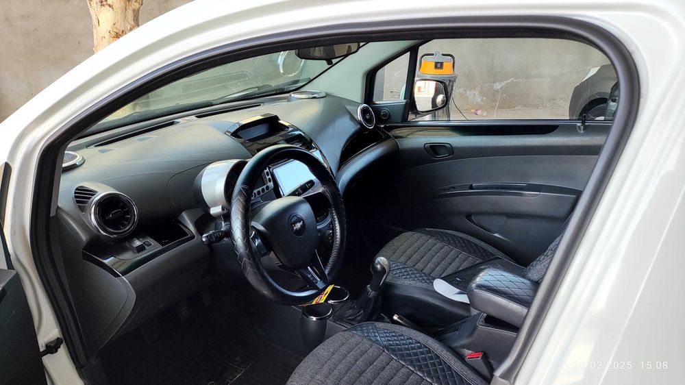 Spark 2014-yil 2 pozitsa Metan gazlari bn